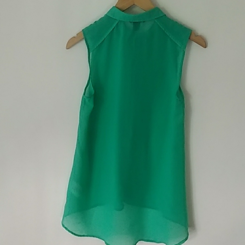 H&M Kelly Green Sleeveless Button Tank Blouse - Picture 4 of 4